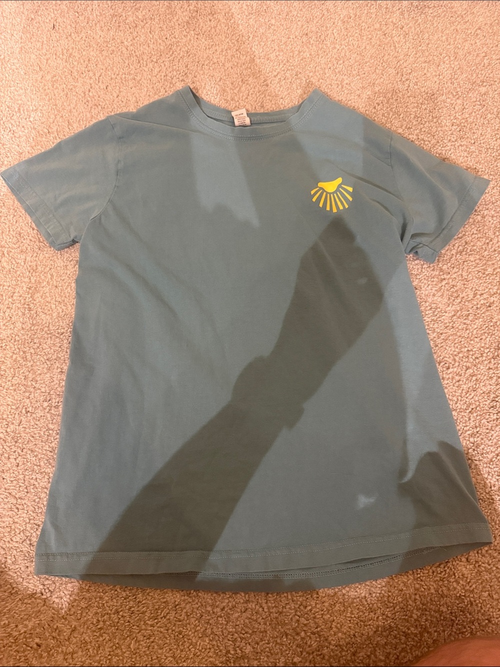 Men's Short Sleeve Camino de Santiago Tee with Yellow Sunburst Graphic - Teal